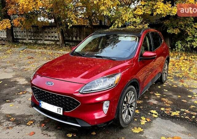 Форд Эскейп 2020 в Луцке на Automoto.ua Красный Форд Эскейп, объемом двигателя 2 л и пробегом 71 тыс. км за 22500 $, фото 3 на Automoto.ua