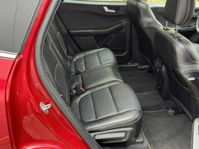 Червоний Форд Ескейп, об'ємом двигуна 2.5 л та пробігом 106 тис. км за 13900 $, фото 13 на Automoto.ua