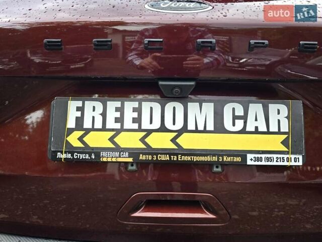 Красный Форд Эскейп, объемом двигателя 2 л и пробегом 36 тыс. км за 21000 $, фото 25 на Automoto.ua