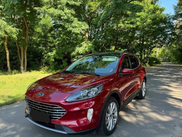 Красный Форд Эскейп, объемом двигателя 2 л и пробегом 83 тыс. км за 11999 $, фото 1 на Automoto.ua