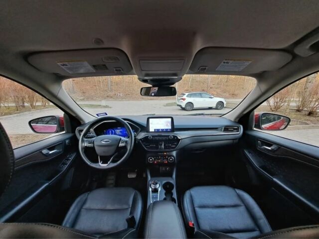 Красный Форд Эскейп, объемом двигателя 2.5 л и пробегом 86 тыс. км за 11800 $, фото 10 на Automoto.ua