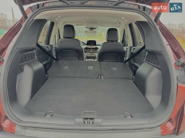 Красный Форд Эскейп, объемом двигателя 1.5 л и пробегом 14 тыс. км за 17900 $, фото 24 на Automoto.ua