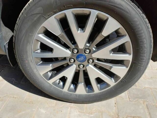 Красный Форд Эскейп, объемом двигателя 2 л и пробегом 93 тыс. км за 15700 $, фото 11 на Automoto.ua