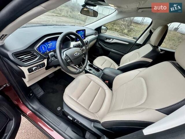 Красный Форд Эскейп, объемом двигателя 1.5 л и пробегом 14 тыс. км за 17900 $, фото 17 на Automoto.ua