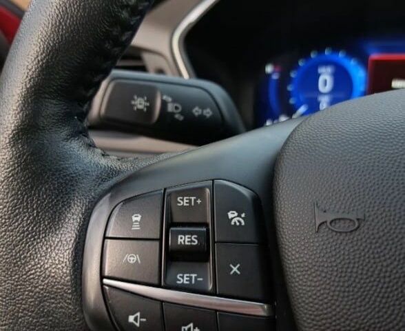 Красный Форд Эскейп, объемом двигателя 2.5 л и пробегом 86 тыс. км за 11800 $, фото 14 на Automoto.ua