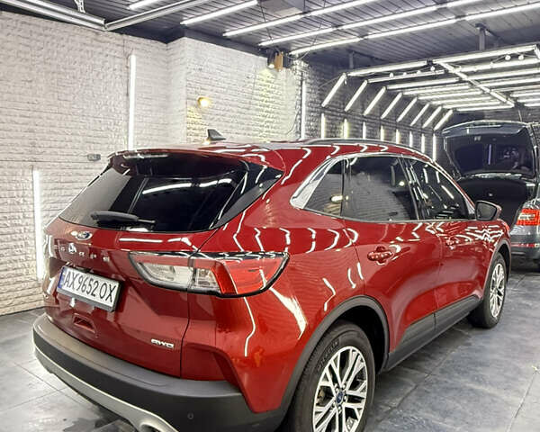 Червоний Форд Ескейп, об'ємом двигуна 1.5 л та пробігом 35 тис. км за 19300 $, фото 2 на Automoto.ua
