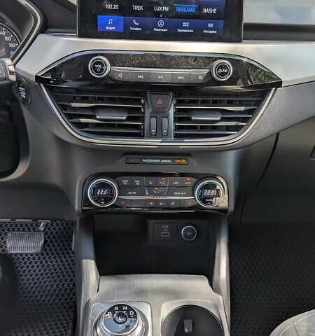 Красный Форд Эскейп, объемом двигателя 2.5 л и пробегом 39 тыс. км за 24500 $, фото 27 на Automoto.ua