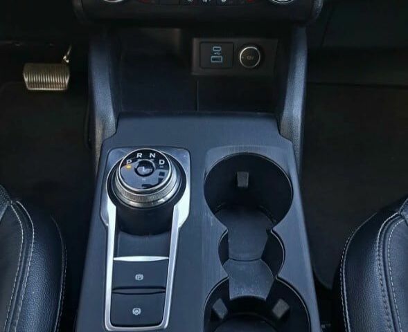 Красный Форд Эскейп, объемом двигателя 2.5 л и пробегом 86 тыс. км за 11800 $, фото 16 на Automoto.ua