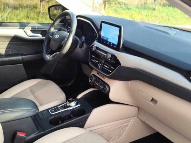 Червоний Форд Ескейп, об'ємом двигуна 2.5 л та пробігом 46 тис. км за 17000 $, фото 11 на Automoto.ua