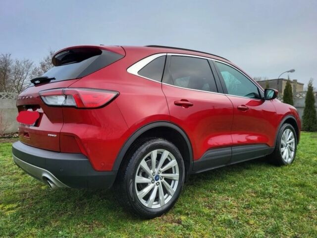 Красный Форд Эскейп, объемом двигателя 2 л и пробегом 58 тыс. км за 11600 $, фото 1 на Automoto.ua