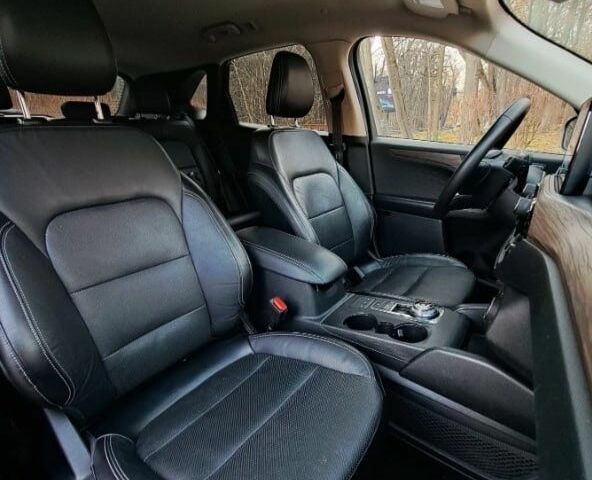 Красный Форд Эскейп, объемом двигателя 2.5 л и пробегом 86 тыс. км за 11800 $, фото 12 на Automoto.ua