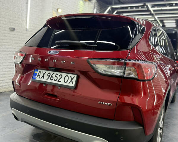 Червоний Форд Ескейп, об'ємом двигуна 1.5 л та пробігом 35 тис. км за 19300 $, фото 4 на Automoto.ua