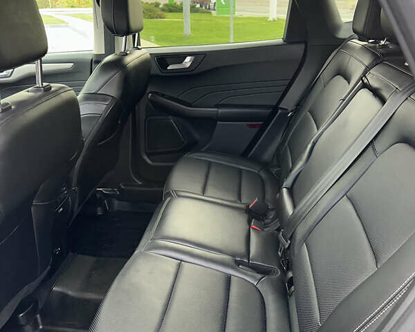 Червоний Форд Ескейп, об'ємом двигуна 2 л та пробігом 49 тис. км за 21000 $, фото 12 на Automoto.ua