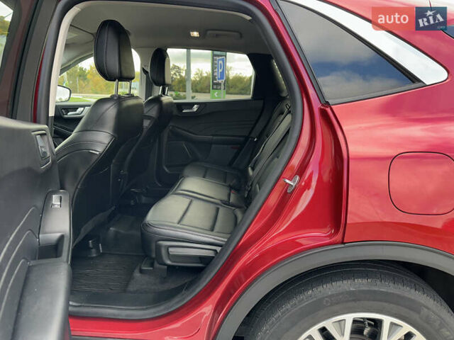 Червоний Форд Ескейп, об'ємом двигуна 2 л та пробігом 49 тис. км за 21000 $, фото 11 на Automoto.ua