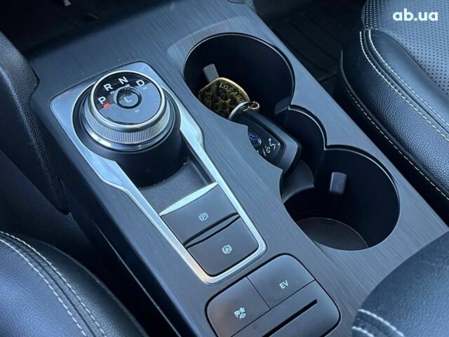 Красный Форд Эскейп, объемом двигателя 2.5 л и пробегом 68 тыс. км за 24590 $, фото 43 на Automoto.ua