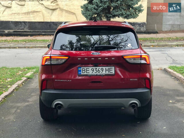 Червоний Форд Ескейп, об'ємом двигуна 2 л та пробігом 38 тис. км за 21490 $, фото 5 на Automoto.ua