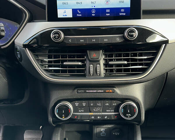 Червоний Форд Ескейп, об'ємом двигуна 2 л та пробігом 49 тис. км за 21000 $, фото 10 на Automoto.ua