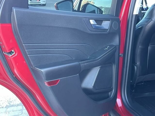 Красный Форд Эскейп, объемом двигателя 2.5 л и пробегом 68 тыс. км за 24590 $, фото 34 на Automoto.ua