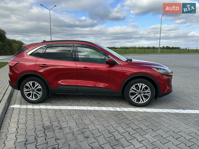 Червоний Форд Ескейп, об'ємом двигуна 2 л та пробігом 49 тис. км за 21000 $, фото 2 на Automoto.ua