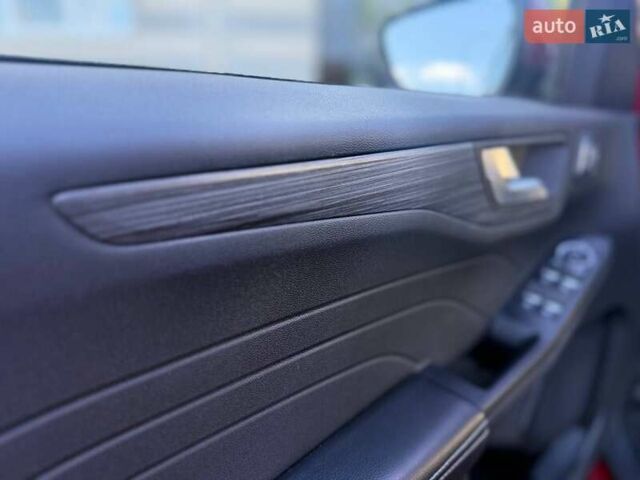 Червоний Форд Ескейп, об'ємом двигуна 2 л та пробігом 40 тис. км за 25500 $, фото 22 на Automoto.ua