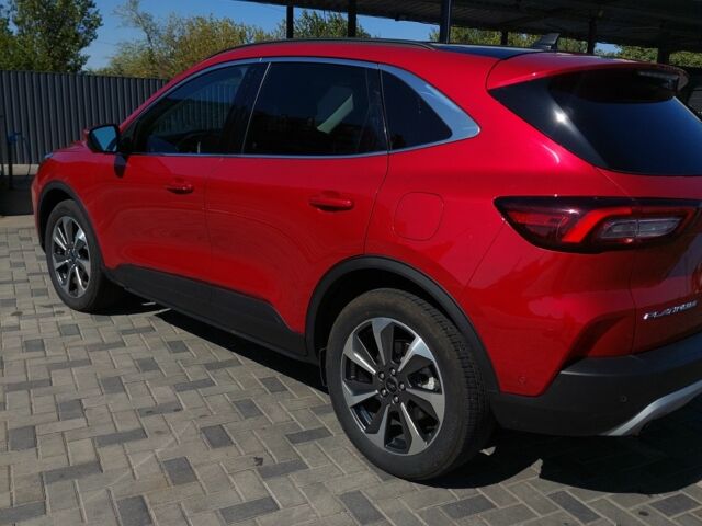 Червоний Форд Ескейп, об'ємом двигуна 2 л та пробігом 19 тис. км за 24000 $, фото 6 на Automoto.ua