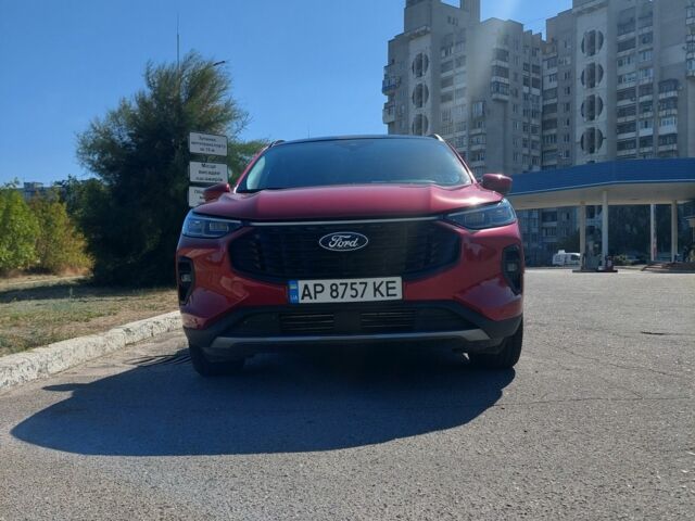 Червоний Форд Ескейп, об'ємом двигуна 2 л та пробігом 19 тис. км за 24000 $, фото 2 на Automoto.ua