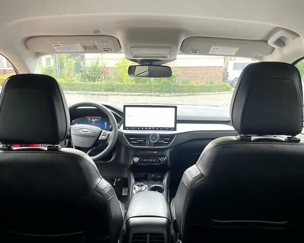 Красный Форд Эскейп, объемом двигателя 2.5 л и пробегом 29 тыс. км за 27000 $, фото 11 на Automoto.ua