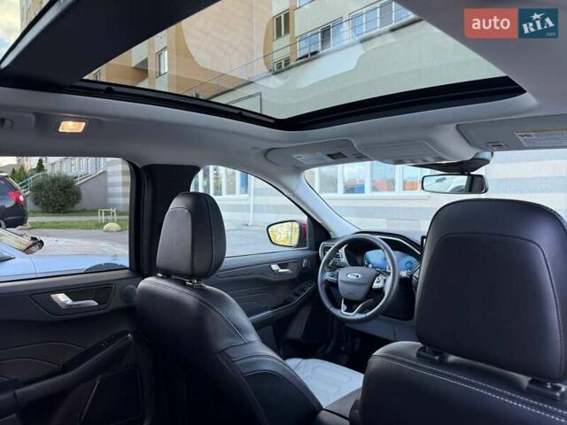 Червоний Форд Ескейп, об'ємом двигуна 2 л та пробігом 40 тис. км за 25500 $, фото 18 на Automoto.ua