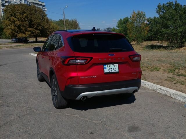 Червоний Форд Ескейп, об'ємом двигуна 2 л та пробігом 19 тис. км за 24000 $, фото 5 на Automoto.ua