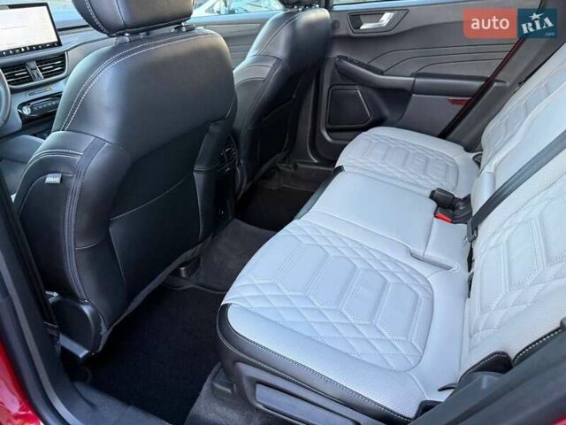 Червоний Форд Ескейп, об'ємом двигуна 2 л та пробігом 40 тис. км за 25500 $, фото 20 на Automoto.ua