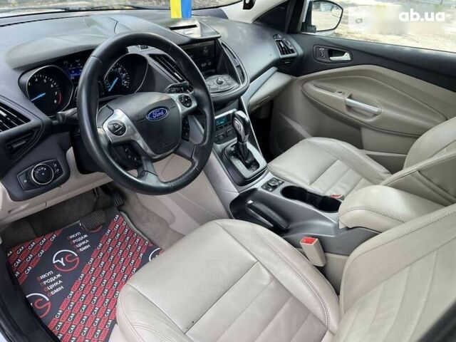Форд Ескейп, об'ємом двигуна 2 л та пробігом 205 тис. км за 10900 $, фото 27 на Automoto.ua