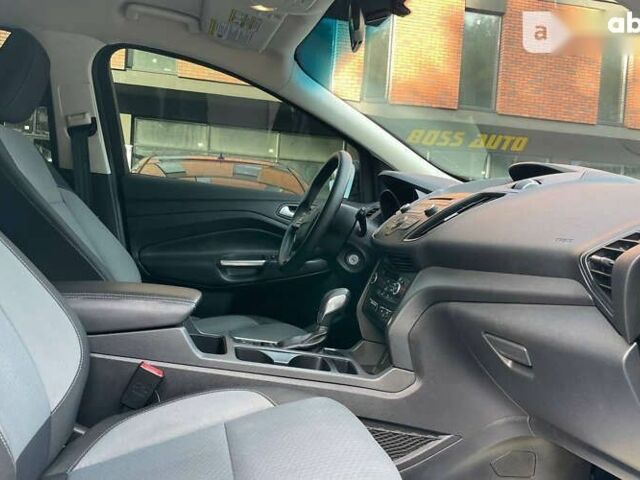 Форд Эскейп 2018 в Черновцах на Automoto.ua Форд Эскейп, объемом двигателя 1.5 л и пробегом 120 тыс. км за 13800 $, фото 12 на Automoto.ua