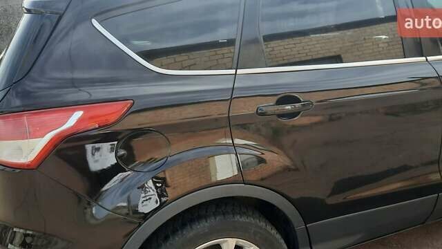 Форд Эскейп, объемом двигателя 2 л и пробегом 131 тыс. км за 10600 $, фото 5 на Automoto.ua