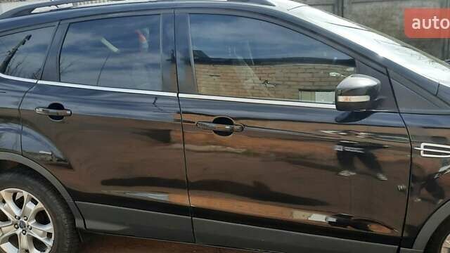 Форд Эскейп, объемом двигателя 2 л и пробегом 131 тыс. км за 10600 $, фото 6 на Automoto.ua
