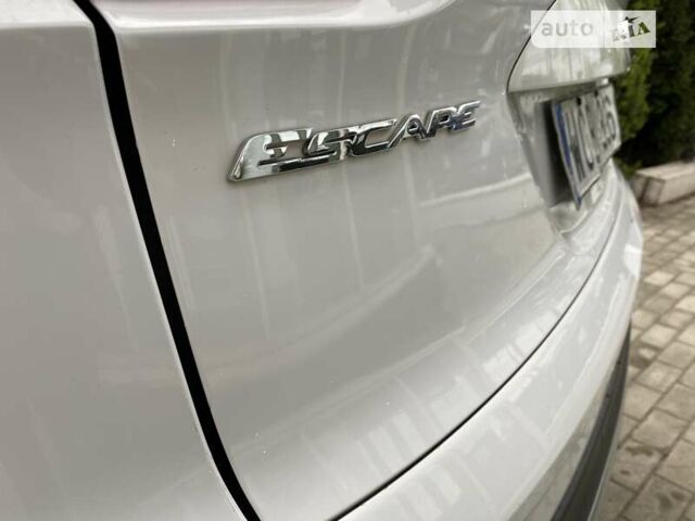 Форд Ескейп, об'ємом двигуна 1.6 л та пробігом 179 тис. км за 9800 $, фото 7 на Automoto.ua