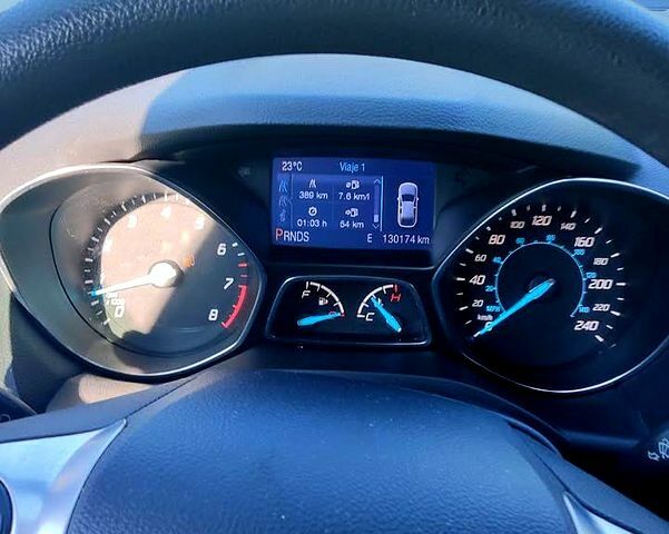 Форд Эскейп, объемом двигателя 2.5 л и пробегом 130 тыс. км за 10700 $, фото 4 на Automoto.ua