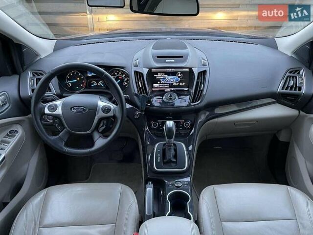 Форд Эскейп, объемом двигателя 2 л и пробегом 199 тыс. км за 14800 $, фото 10 на Automoto.ua