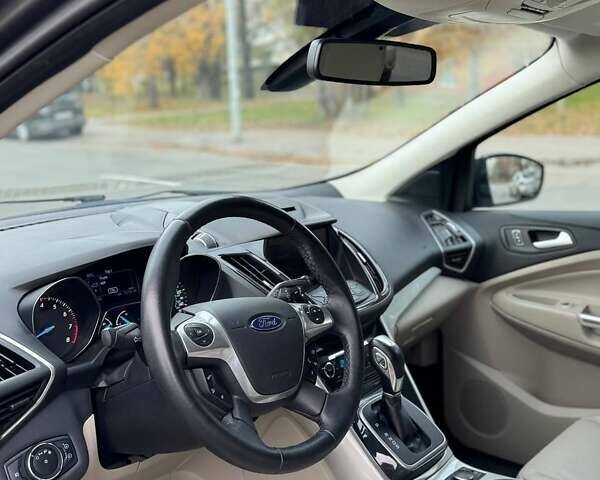 Форд Эскейп, объемом двигателя 2 л и пробегом 160 тыс. км за 9999 $, фото 13 на Automoto.ua