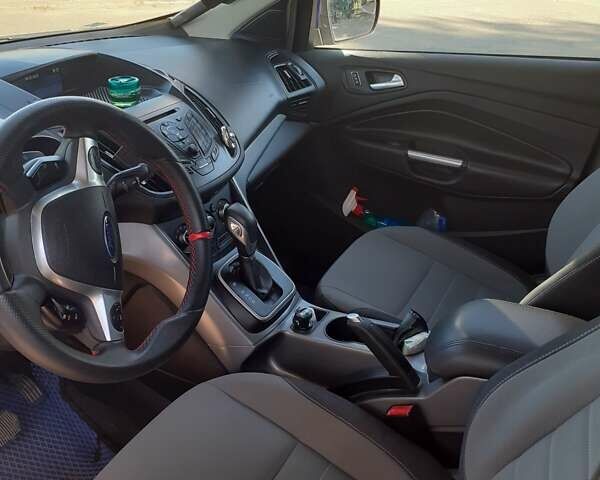 Форд Эскейп, объемом двигателя 2 л и пробегом 250 тыс. км за 13500 $, фото 8 на Automoto.ua