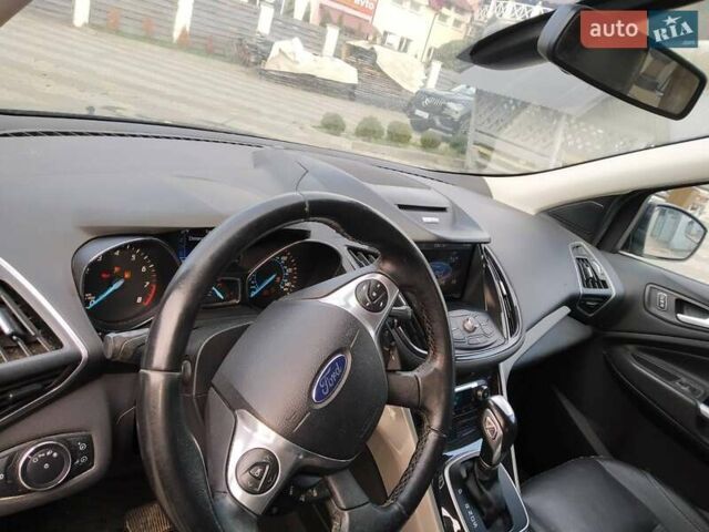 Форд Эскейп, объемом двигателя 2 л и пробегом 246 тыс. км за 9500 $, фото 8 на Automoto.ua