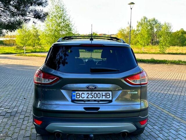 Форд Эскейп, объемом двигателя 1.6 л и пробегом 156 тыс. км за 9450 $, фото 2 на Automoto.ua