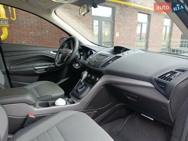 Форд Эскейп 2014 в Полтаве на Automoto.ua Форд Эскейп, объемом двигателя 2 л и пробегом 258 тыс. км за 8250 $, фото 5 на Automoto.ua