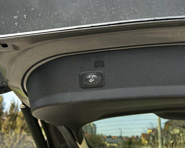 Форд Эскейп, объемом двигателя 2 л и пробегом 139 тыс. км за 12300 $, фото 7 на Automoto.ua