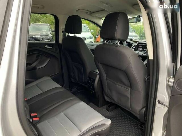 Форд Ескейп, об'ємом двигуна 2 л та пробігом 161 тис. км за 11199 $, фото 23 на Automoto.ua