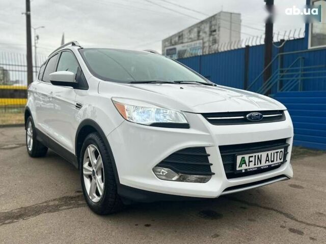 Форд Эскейп, объемом двигателя 1.6 л и пробегом 212 тыс. км за 10500 $, фото 2 на Automoto.ua