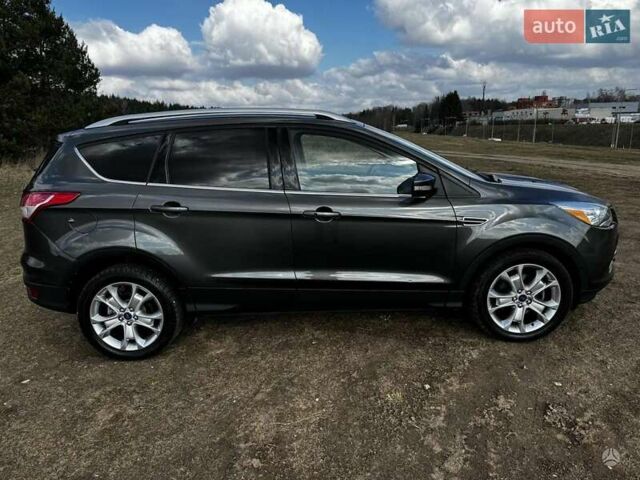 Форд Эскейп, объемом двигателя 1.6 л и пробегом 89 тыс. км за 12000 $, фото 3 на Automoto.ua