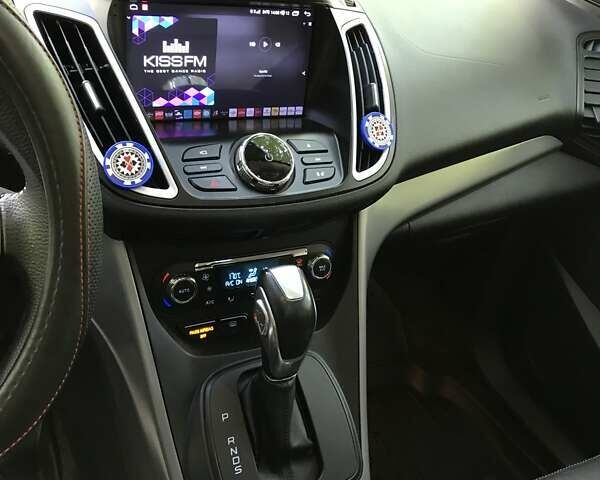 Форд Эскейп, объемом двигателя 2 л и пробегом 170 тыс. км за 11800 $, фото 12 на Automoto.ua