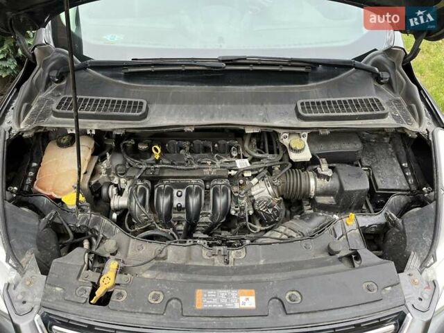 Форд Эскейп, объемом двигателя 2.49 л и пробегом 147 тыс. км за 11400 $, фото 19 на Automoto.ua