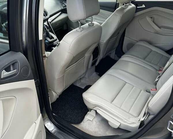 Форд Эскейп, объемом двигателя 1.6 л и пробегом 89 тыс. км за 12000 $, фото 9 на Automoto.ua