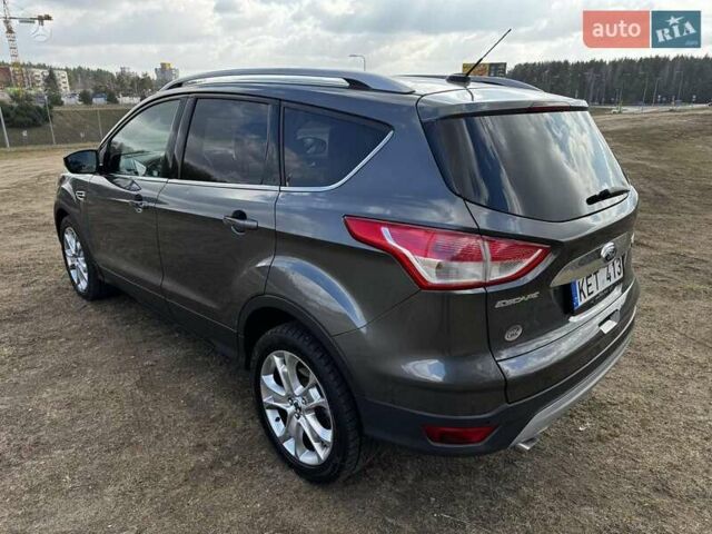 Форд Эскейп, объемом двигателя 1.6 л и пробегом 89 тыс. км за 12000 $, фото 6 на Automoto.ua